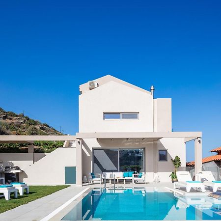 Villa Ligaria Pinnacle Eksteriør billede