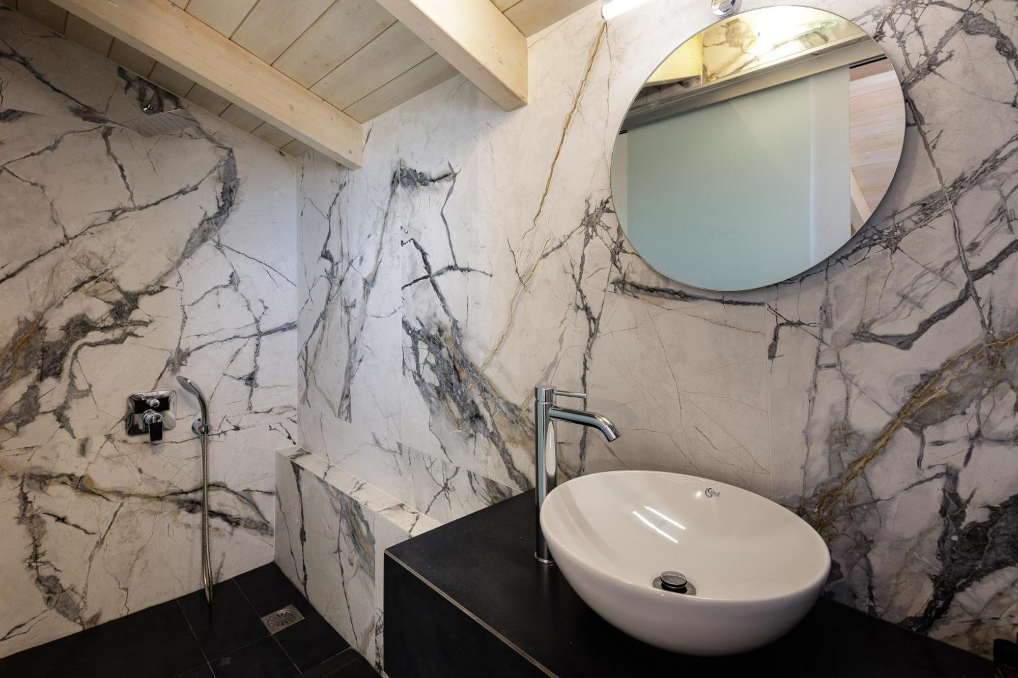 Villa Ligaria Pinnacle Eksteriør billede